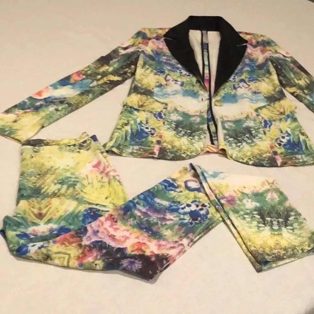 Vintage 2 Piece Suit - Picture 2 of 7